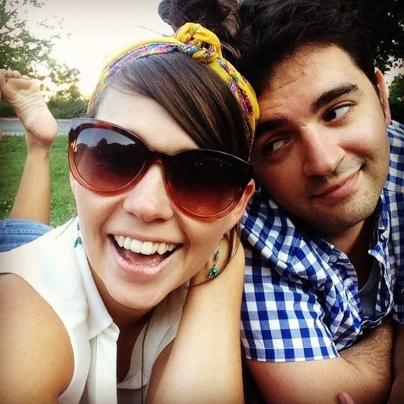 Meet your Posher, Cadien - Picture 1 of 1